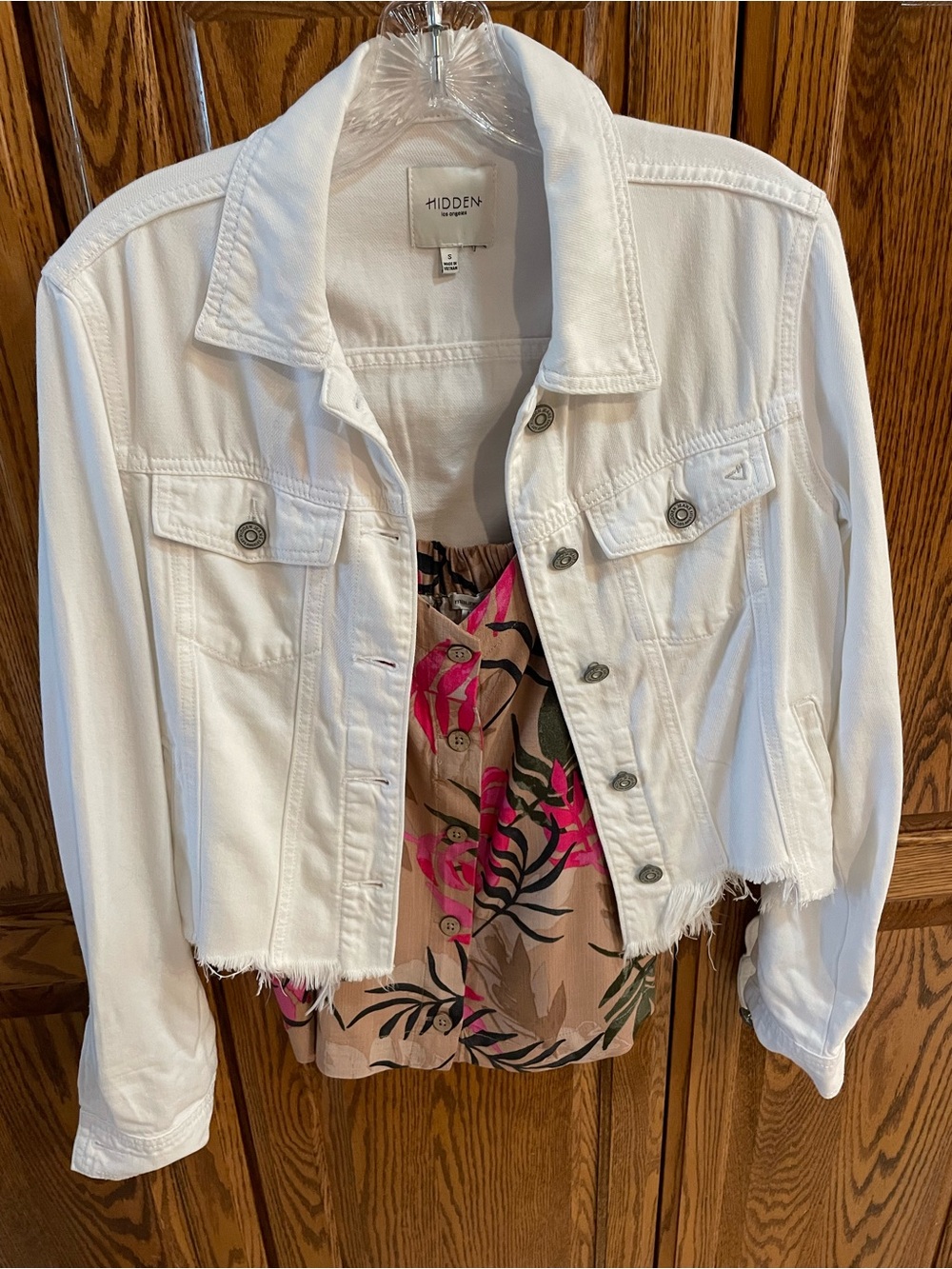 Hidden White Cropped Denim Jacket with Frayed Hem Detail